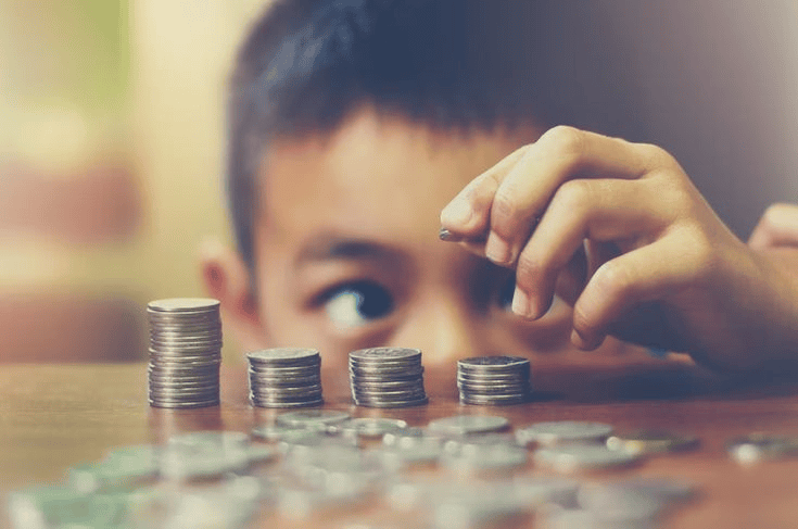 Personal Finance Management: A Practical Guide to Financial Success 18 important money lessons according to financially savvy parents
